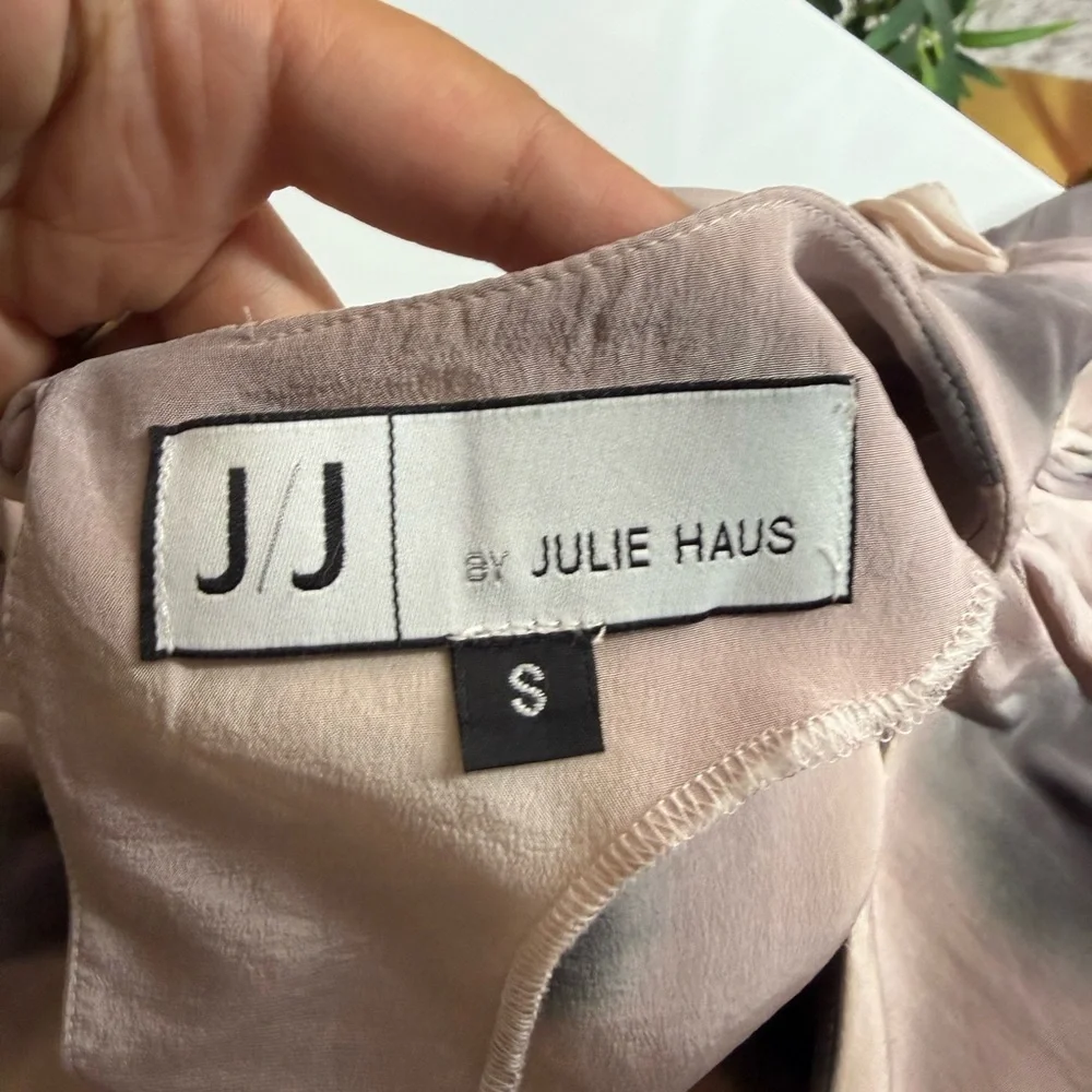 Anthropologie color gray